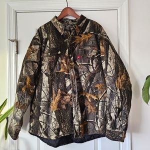 Winchester Tree Camo Quilted Lined Outdoorsman Jacket – Men’s XXL